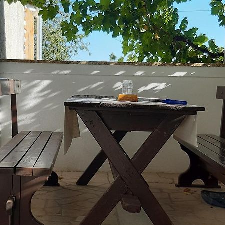 Holiday Home Loznati Крес Екстериор снимка