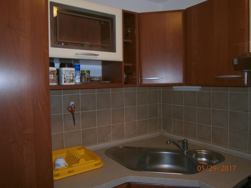 Holiday Home Loznati Крес Екстериор снимка