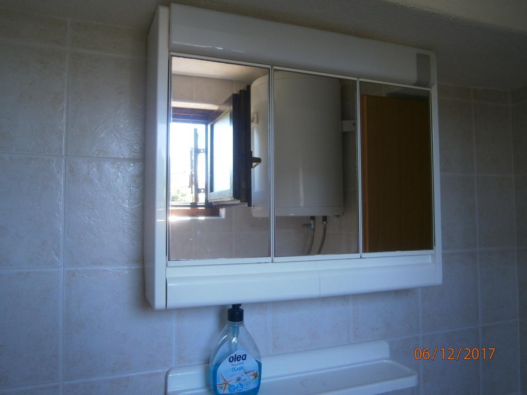 Holiday Home Loznati Крес Екстериор снимка