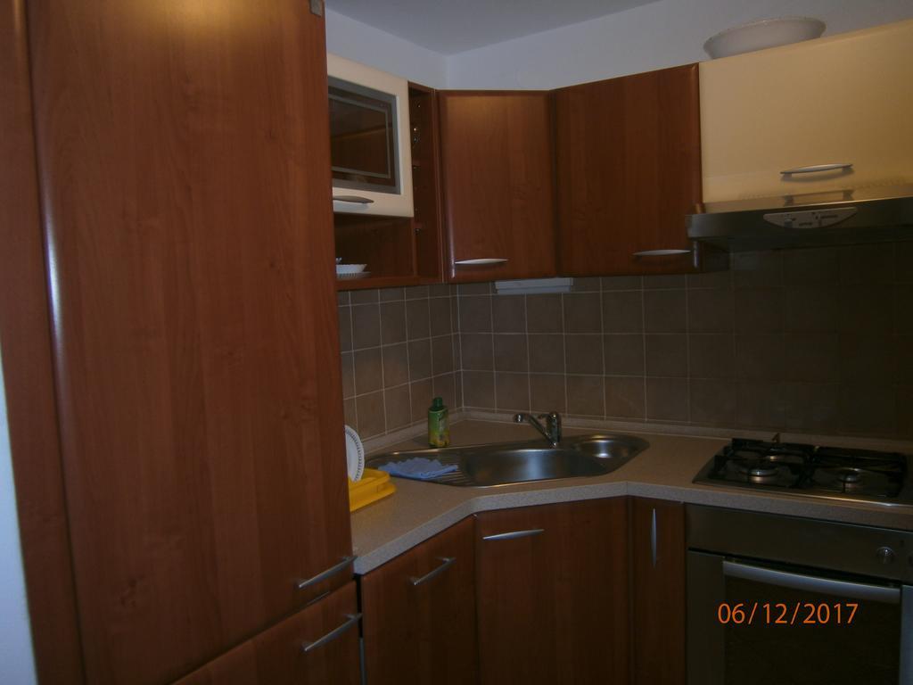 Holiday Home Loznati Крес Екстериор снимка